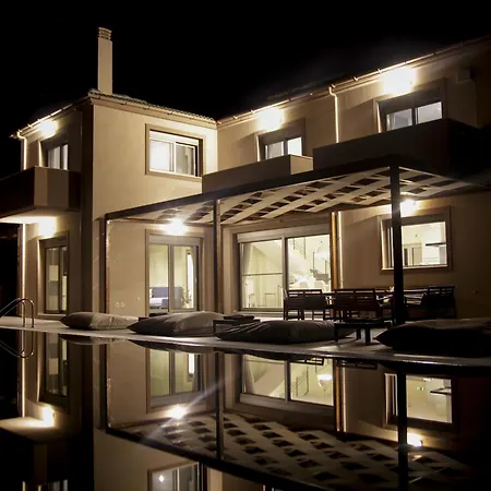 Afrala Summerhouse Villa Chavriáta