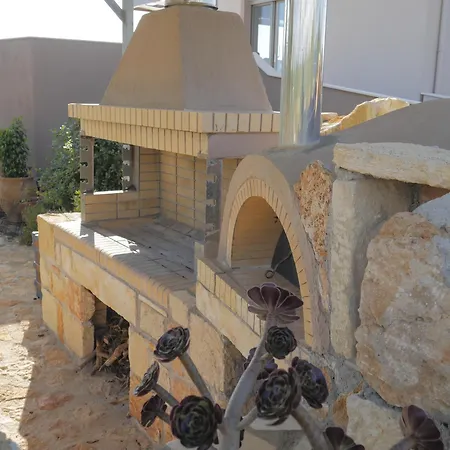 Villa Afrala Summerhouse Chavriáta