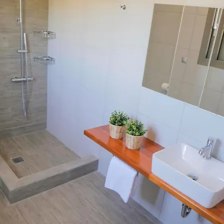 Afrala Summerhouse Villa *